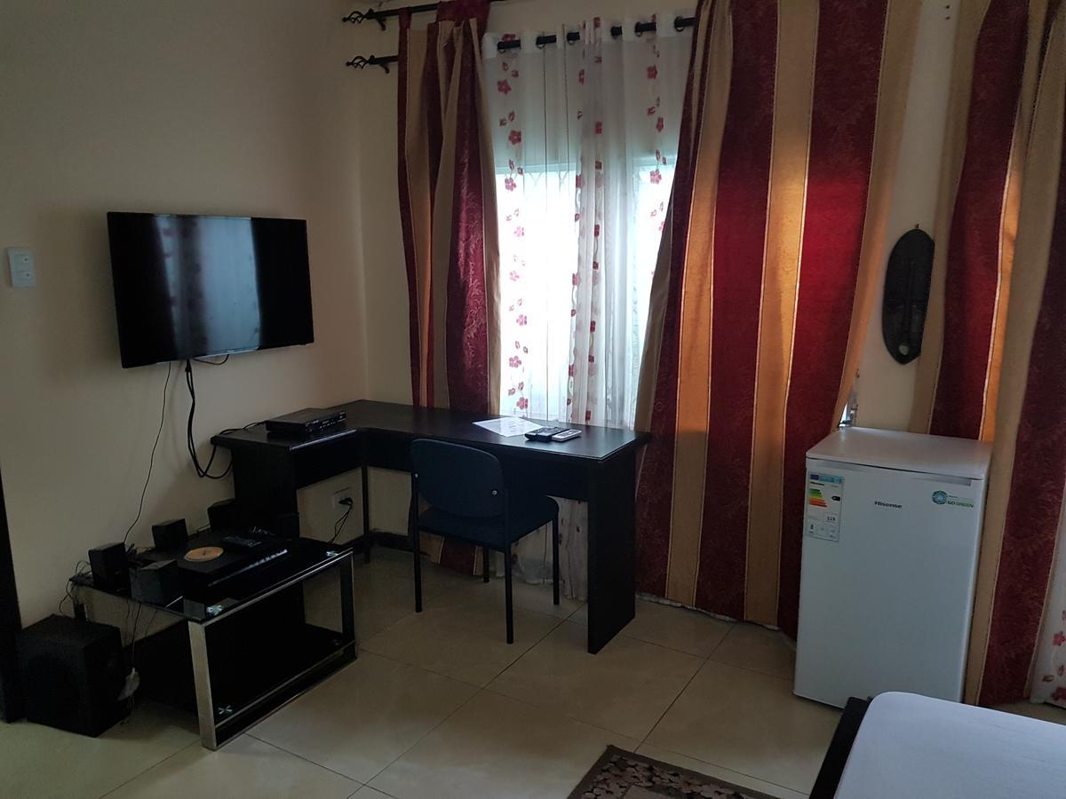 مونروفيا Maryland Guesthouse المظهر الخارجي الصورة