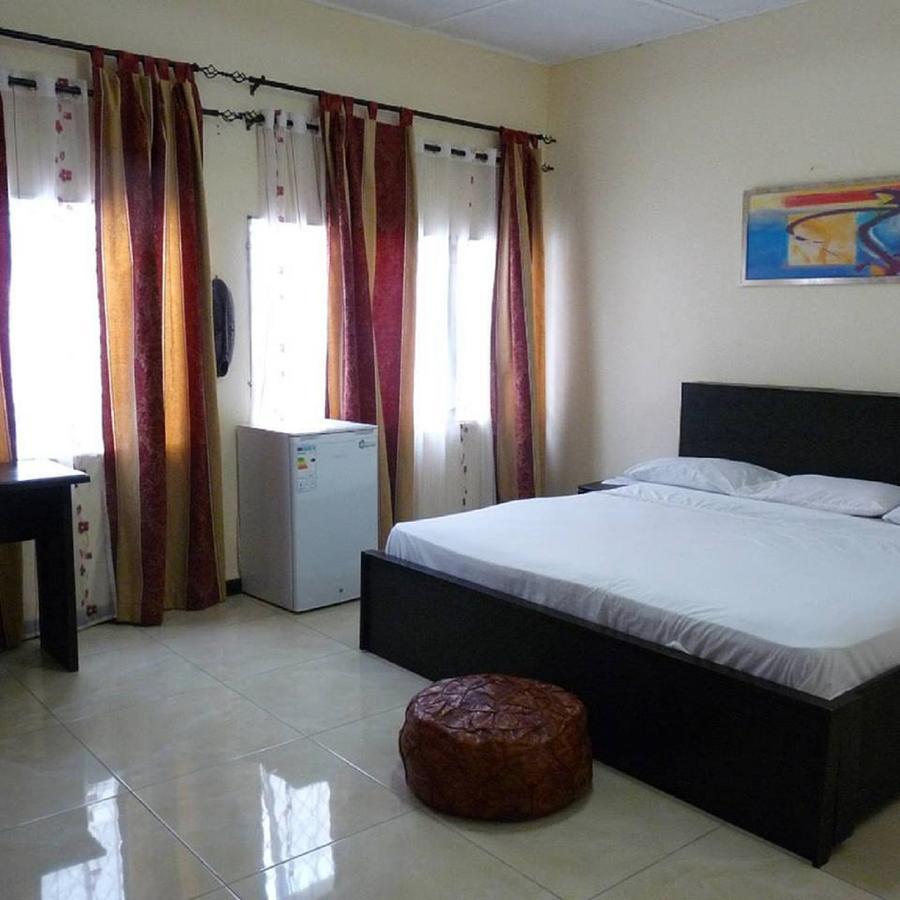مونروفيا Maryland Guesthouse المظهر الخارجي الصورة